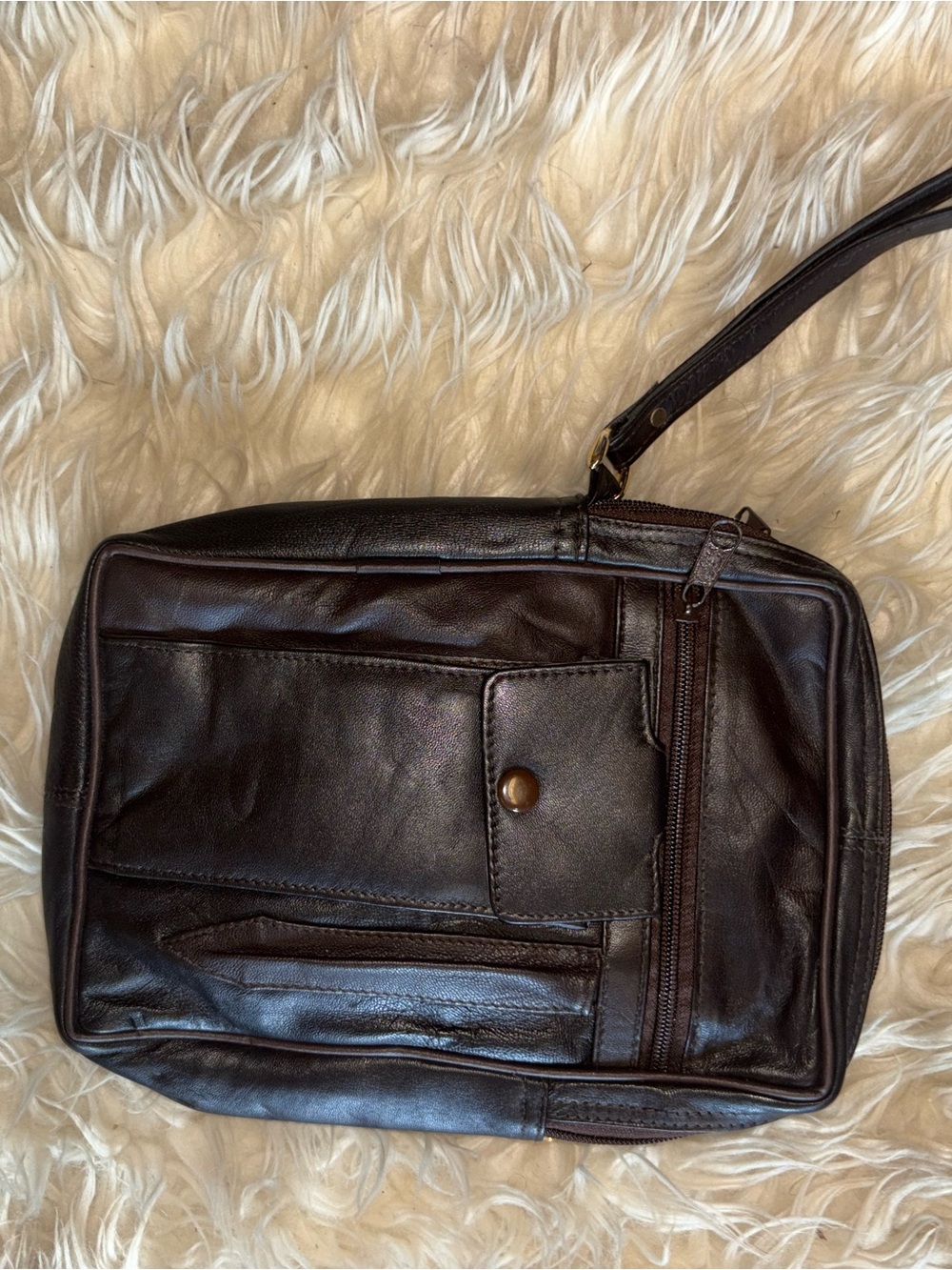 Classic Men's Leather Wristlet Pouch - Dark Brown